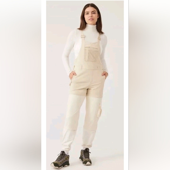 NWT Outdoor Voices RecTrek ZipOff Overalls Linen Vanilla Sugar SZ S - Picture 1 of 9